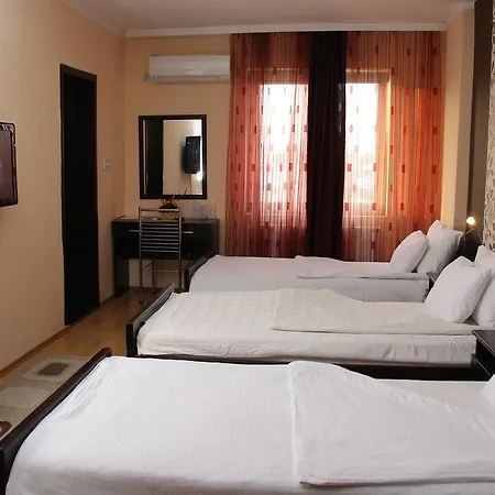 Hotel Garni Rile Men Ni