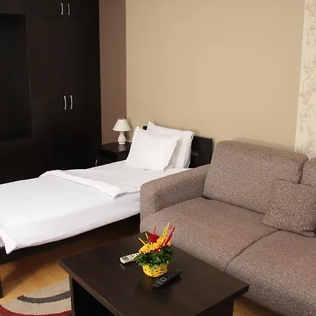 Garni Rile Men Ni